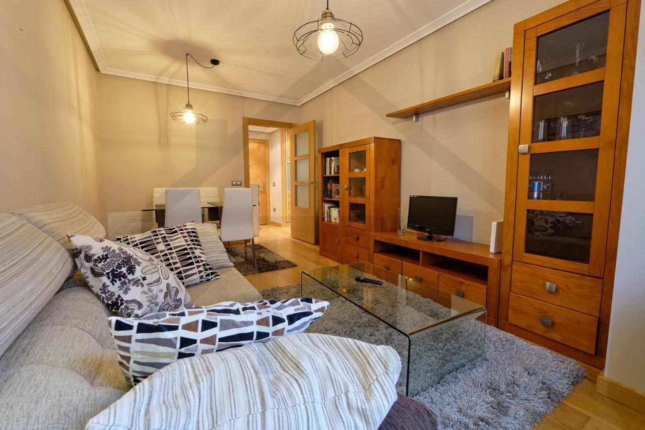 Apartamento Candelaria - Lujo A Un Paso Del Centro Oviedo Kültér fotó
