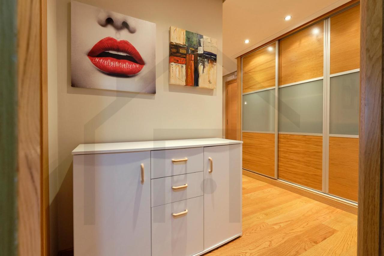Apartamento Candelaria - Lujo A Un Paso Del Centro Oviedo Kültér fotó