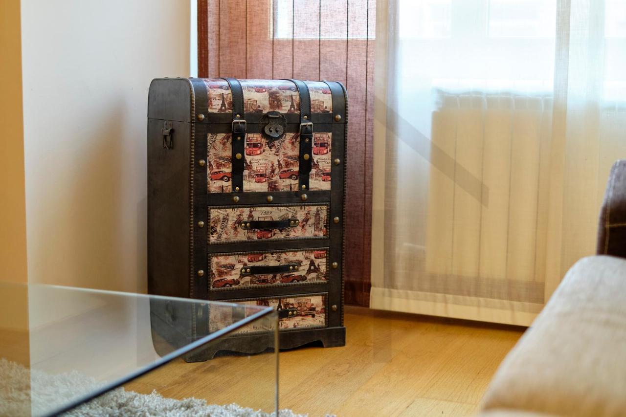 Apartamento Candelaria - Lujo A Un Paso Del Centro Oviedo Kültér fotó