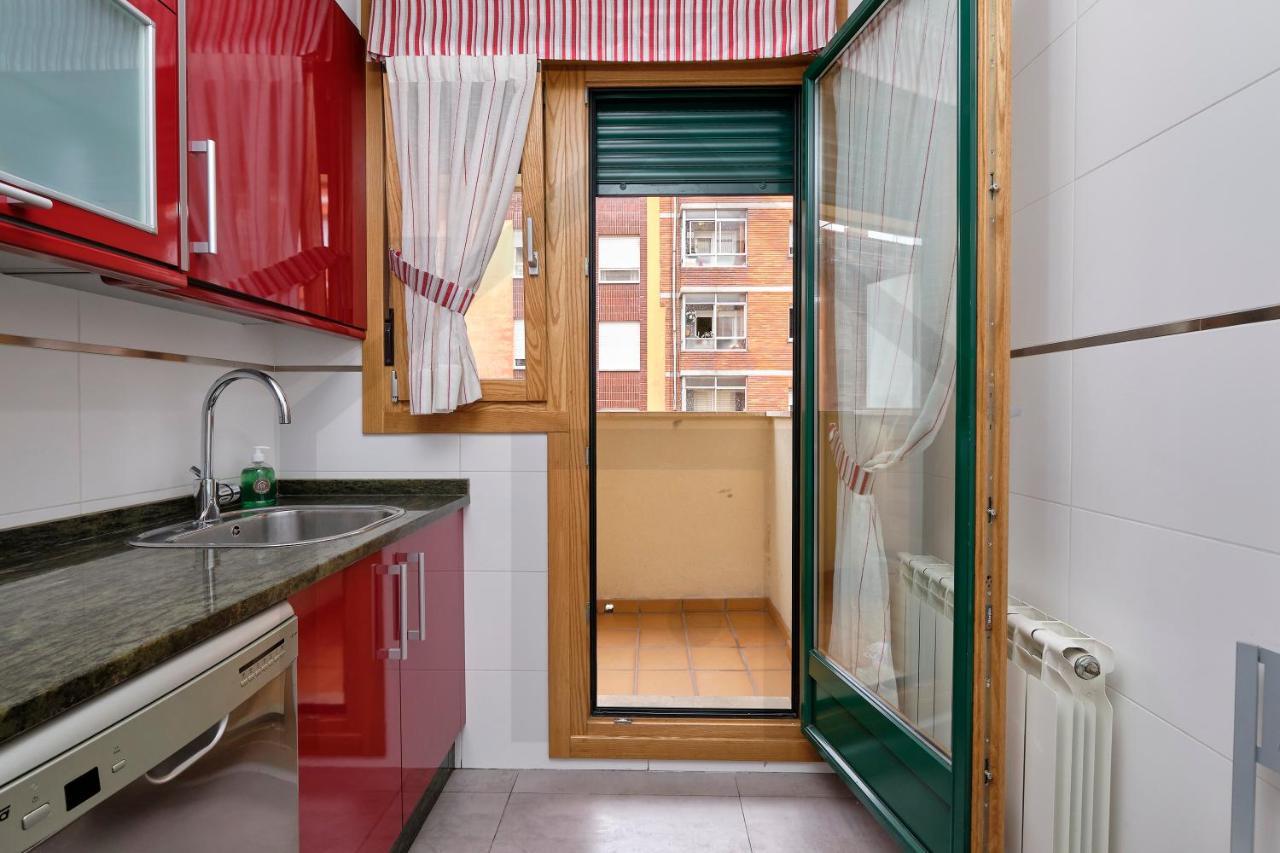 Apartamento Candelaria - Lujo A Un Paso Del Centro Oviedo Kültér fotó