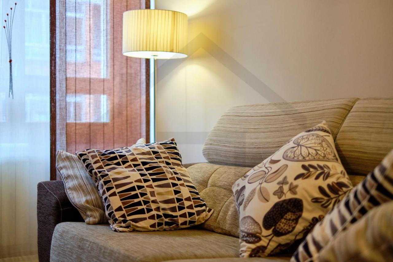 Apartamento Candelaria - Lujo A Un Paso Del Centro Oviedo Kültér fotó