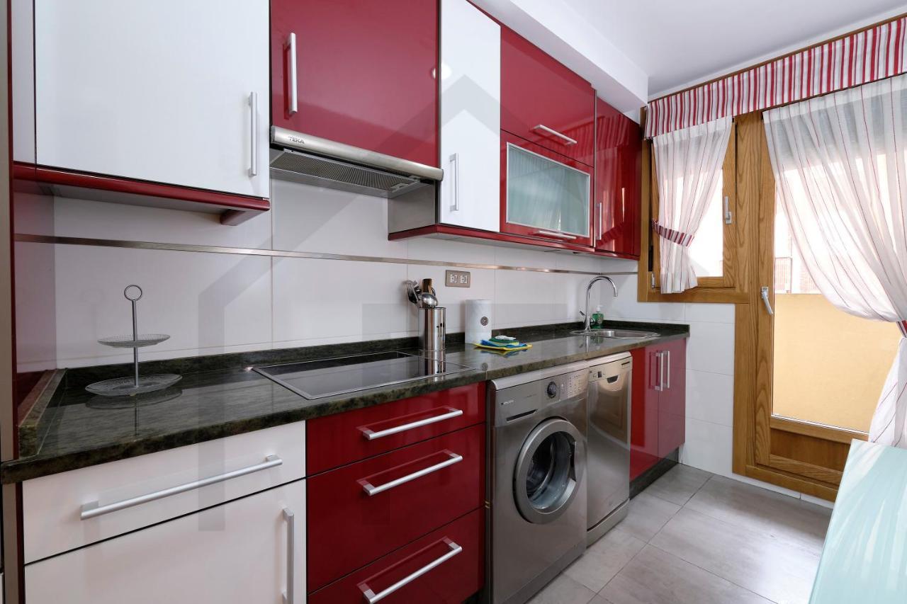 Apartamento Candelaria - Lujo A Un Paso Del Centro Oviedo Kültér fotó
