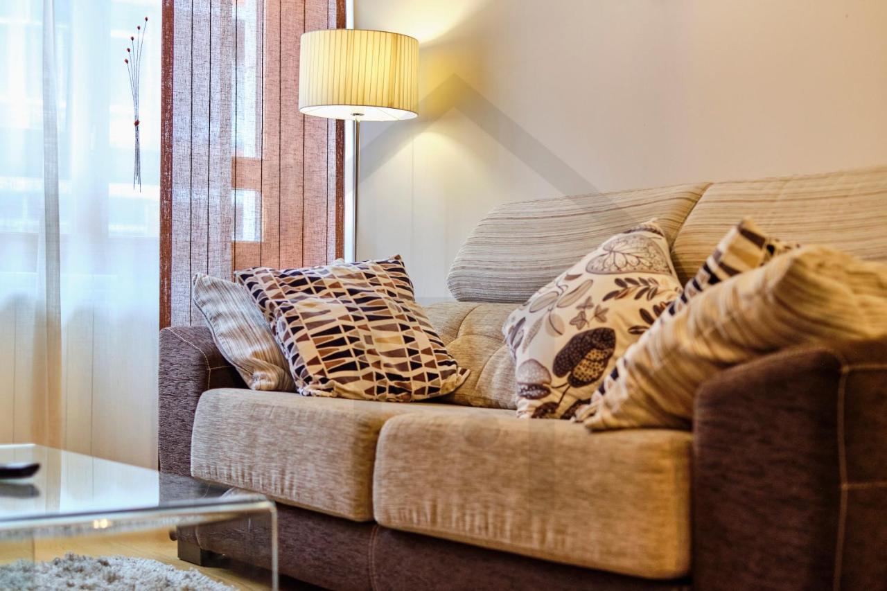 Apartamento Candelaria - Lujo A Un Paso Del Centro Oviedo Kültér fotó